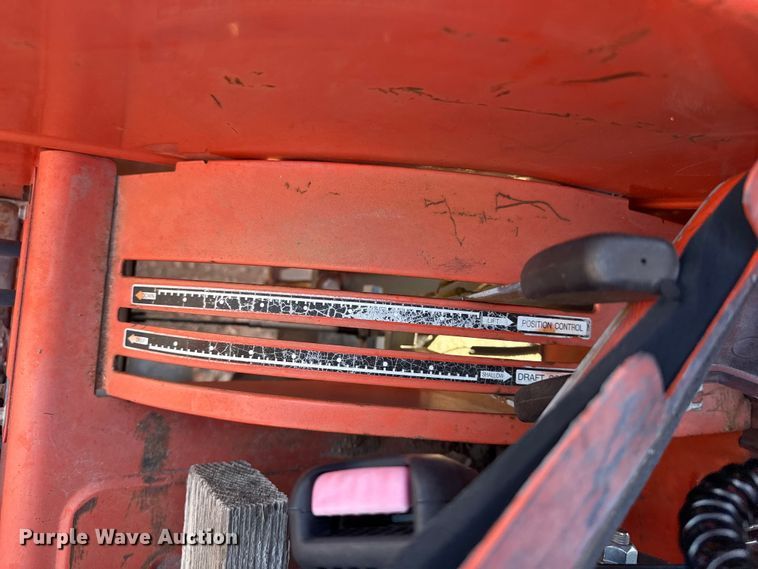 image for item EU4079 Kubota M8209 MFWD tractor