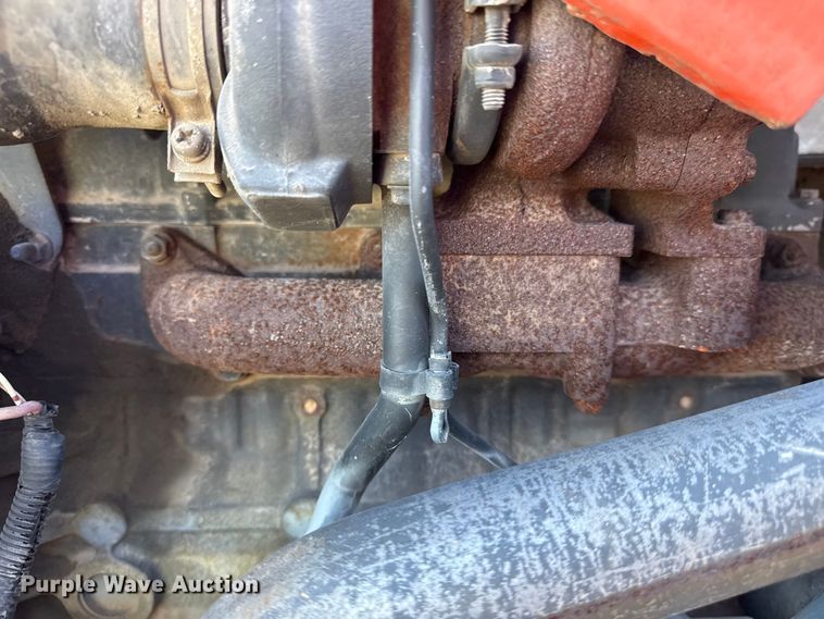 image for item EU4079 Kubota M8209 MFWD tractor