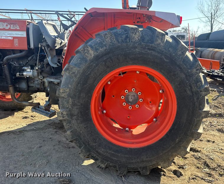 image for item EU4079 Kubota M8209 MFWD tractor