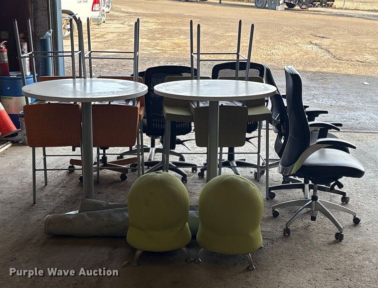 image for item EU4082 Furniture