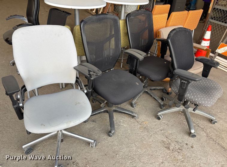 image for item EU4082 Furniture