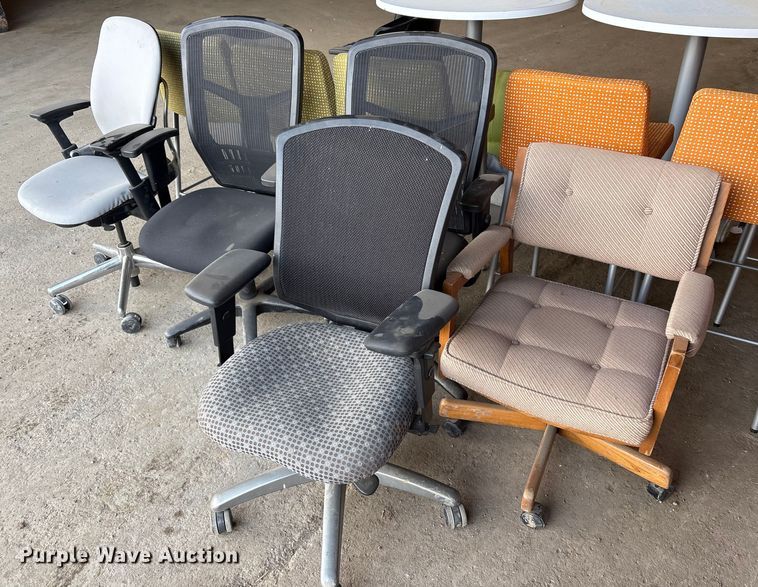 image for item EU4082 Furniture