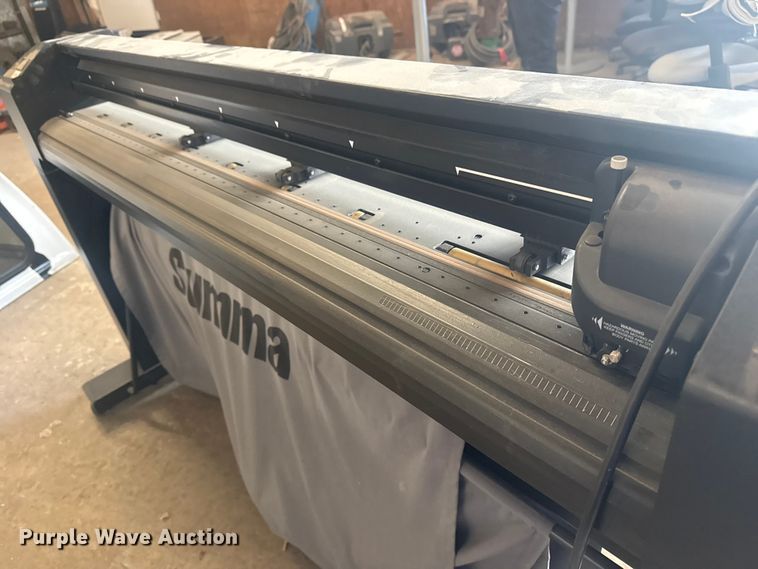 image for item EU4094 Summa S120 T Series plotter