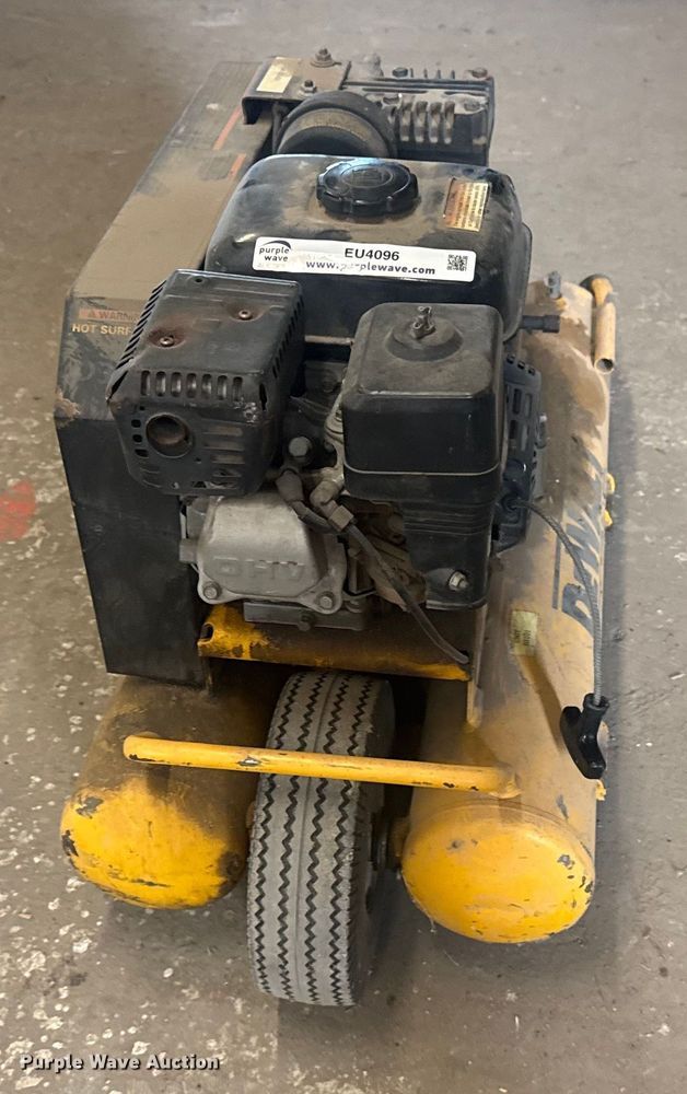 image for item EU4096 Dewalt air compressor