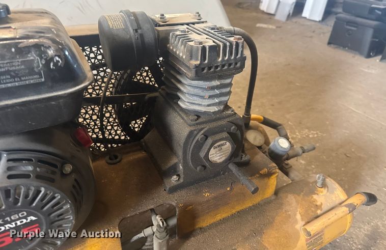 image for item EU4096 Dewalt air compressor