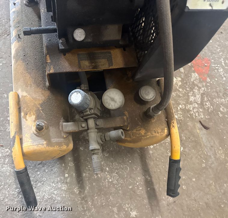 image for item EU4096 Dewalt air compressor