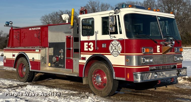 image for item EV2667 1989 Pierce pumper fire truck