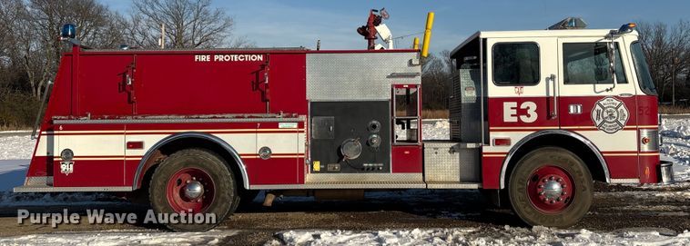 image for item EV2667 1989 Pierce pumper fire truck
