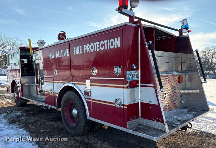 image for item EV2667 1989 Pierce pumper fire truck