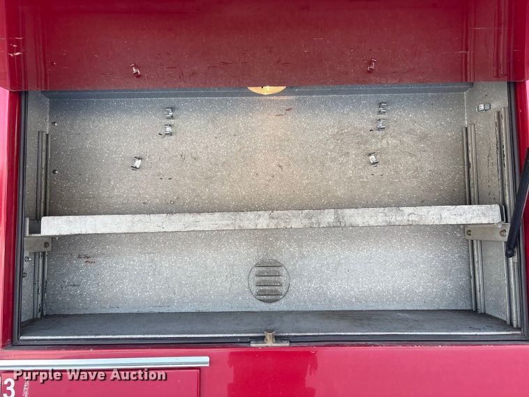 image for item EV2667 1989 Pierce pumper fire truck