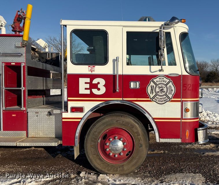 image for item EV2667 1989 Pierce pumper fire truck