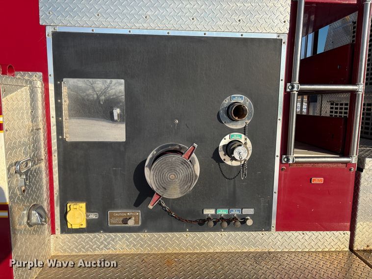 image for item EV2667 1989 Pierce pumper fire truck