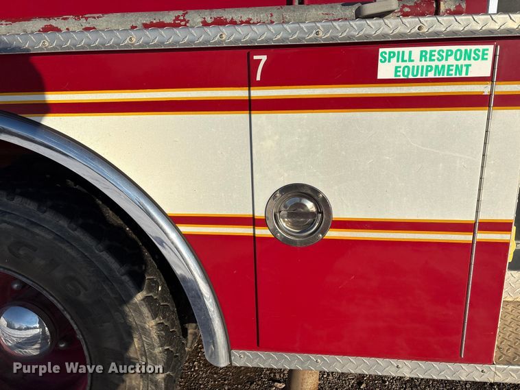 image for item EV2667 1989 Pierce pumper fire truck