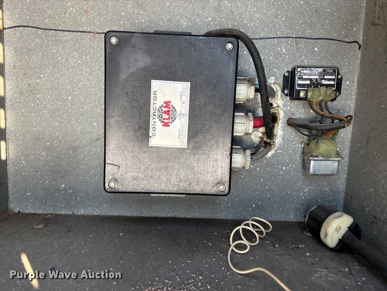 image for item EV2667 1989 Pierce pumper fire truck