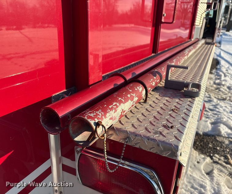 image for item EV2667 1989 Pierce pumper fire truck