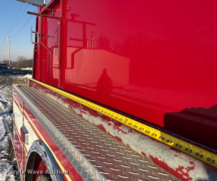 image for item EV2667 1989 Pierce pumper fire truck