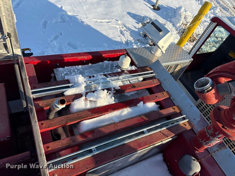 image for item EV2667 1989 Pierce pumper fire truck