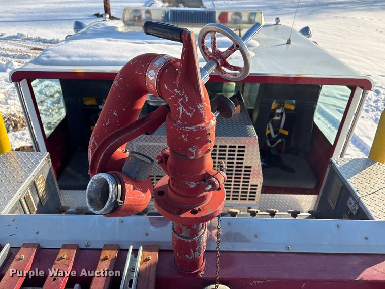 image for item EV2667 1989 Pierce pumper fire truck