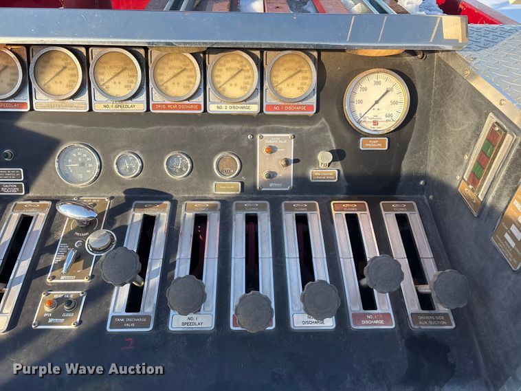 image for item EV2667 1989 Pierce pumper fire truck