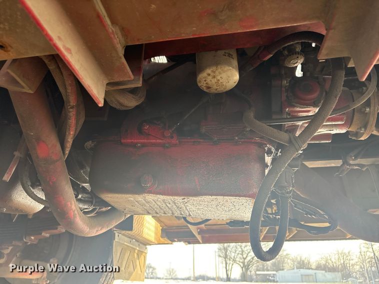 image for item EV2667 1989 Pierce pumper fire truck