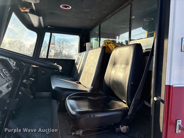 image for item EV2667 1989 Pierce pumper fire truck