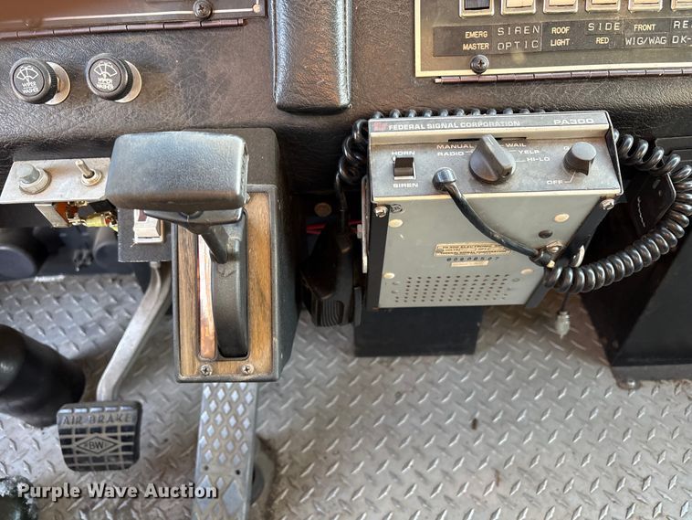 image for item EV2667 1989 Pierce pumper fire truck