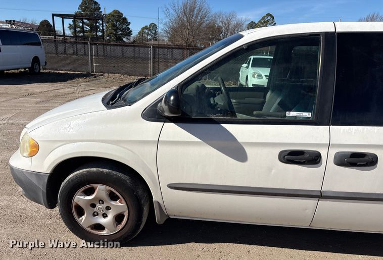 image for item EV2678 2002 Dodge Caravan van