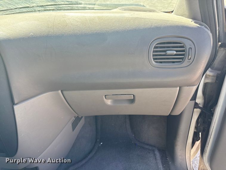 image for item EV2678 2002 Dodge Caravan van