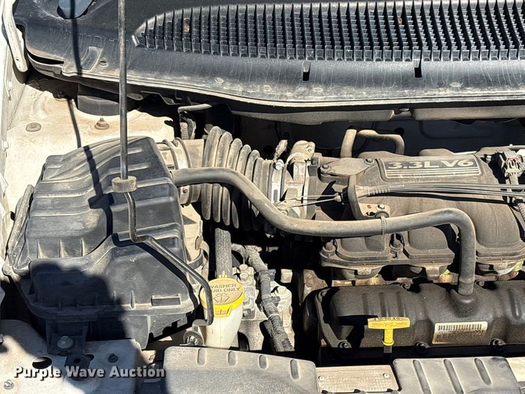 image for item EV2678 2002 Dodge Caravan van