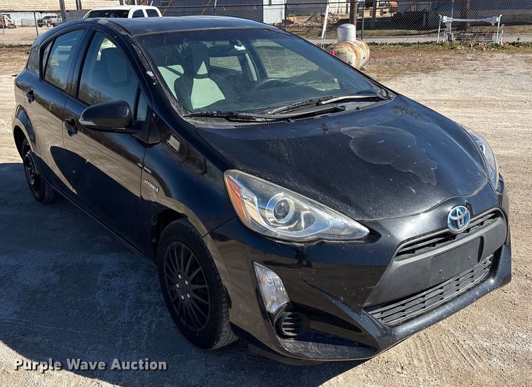 image for item EV2679 2015 Toyota Prius C 