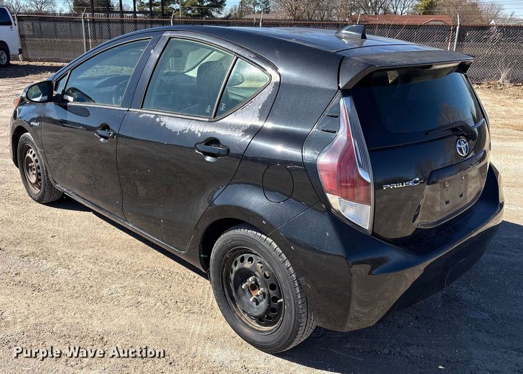 image for item EV2679 2015 Toyota Prius C 