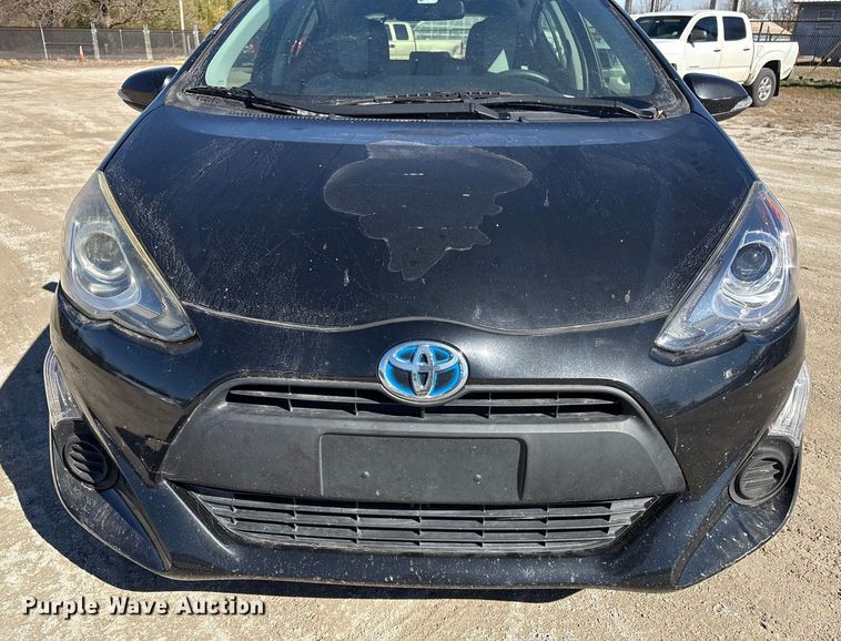 image for item EV2679 2015 Toyota Prius C 