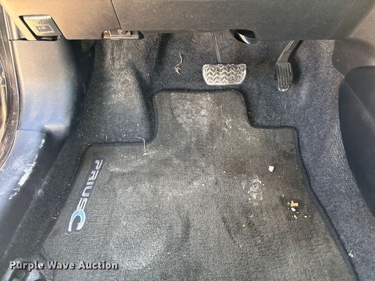 image for item EV2679 2015 Toyota Prius C 