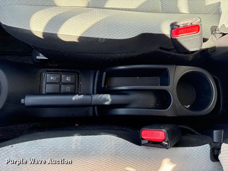 image for item EV2679 2015 Toyota Prius C 