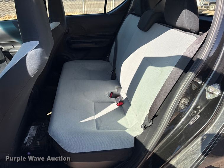 image for item EV2679 2015 Toyota Prius C 