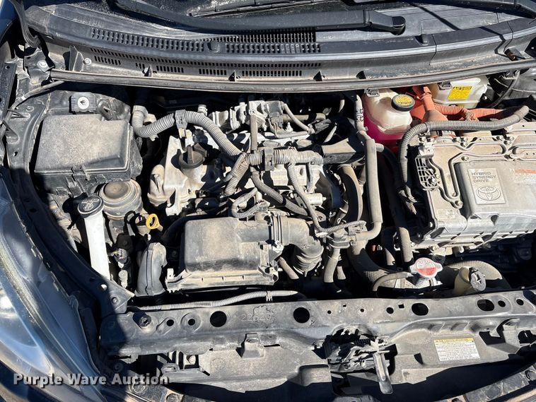 image for item EV2679 2015 Toyota Prius C 