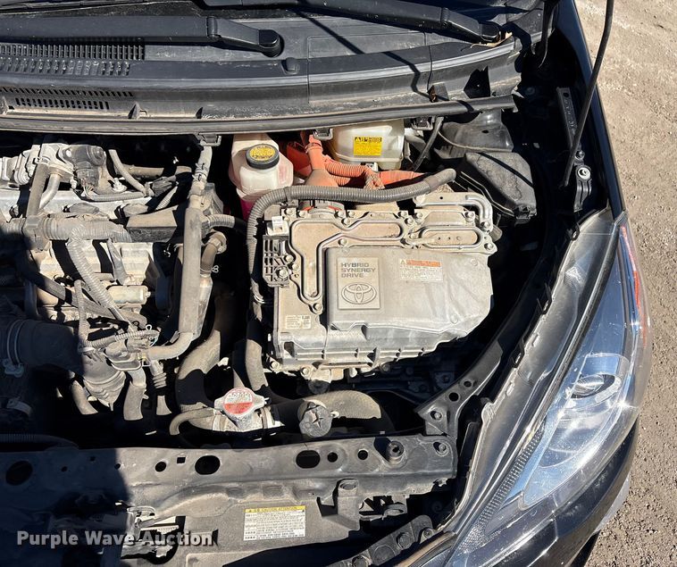 image for item EV2679 2015 Toyota Prius C 