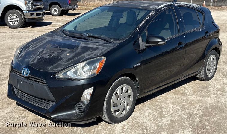 image for item EV2680 2015 Toyota Prius C 