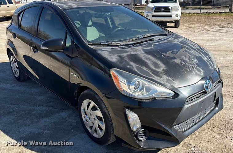 image for item EV2680 2015 Toyota Prius C 