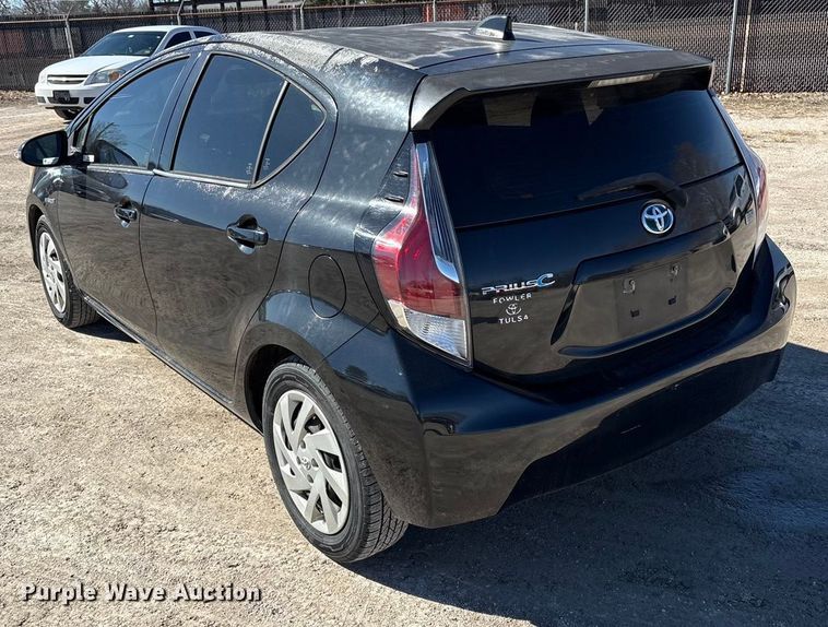 image for item EV2680 2015 Toyota Prius C 