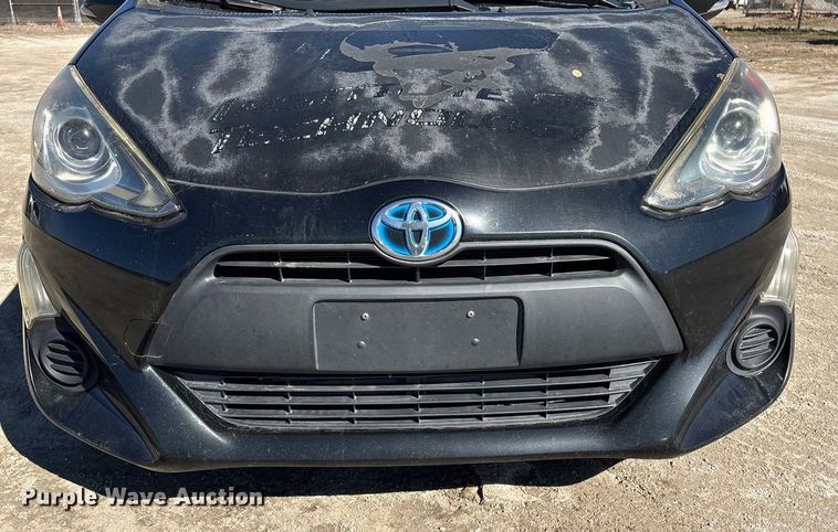 image for item EV2680 2015 Toyota Prius C 