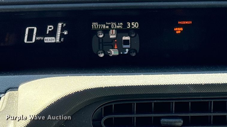 image for item EV2680 2015 Toyota Prius C 