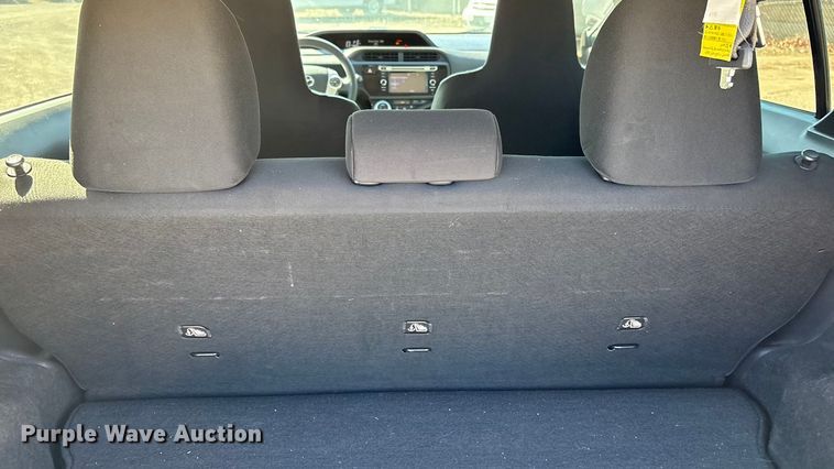 image for item EV2680 2015 Toyota Prius C 