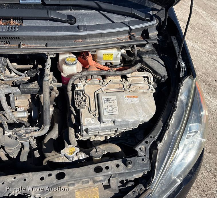 image for item EV2680 2015 Toyota Prius C 