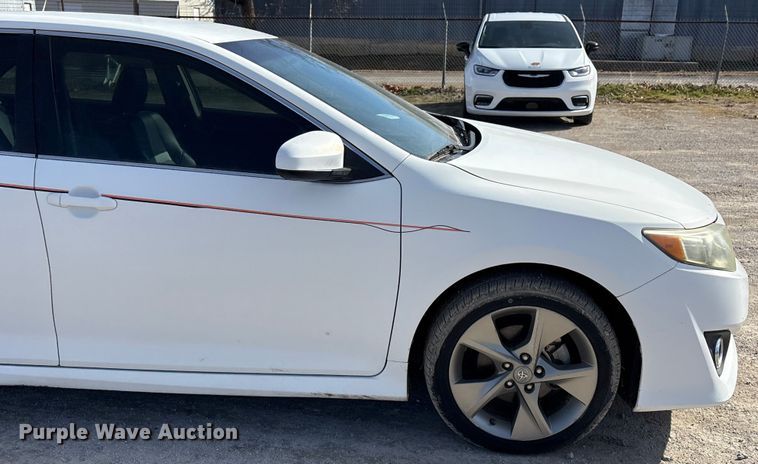 image for item EV2683 2012 Toyota Camry 