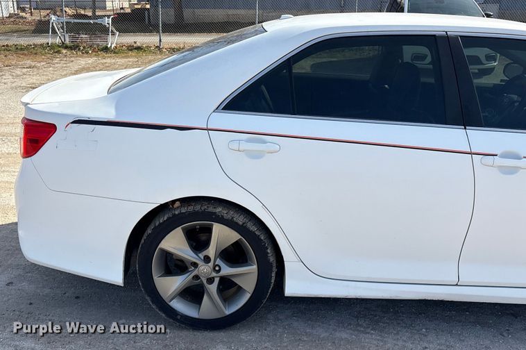 image for item EV2683 2012 Toyota Camry 