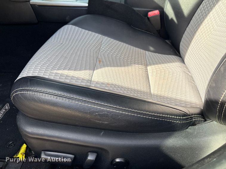 image for item EV2683 2012 Toyota Camry 