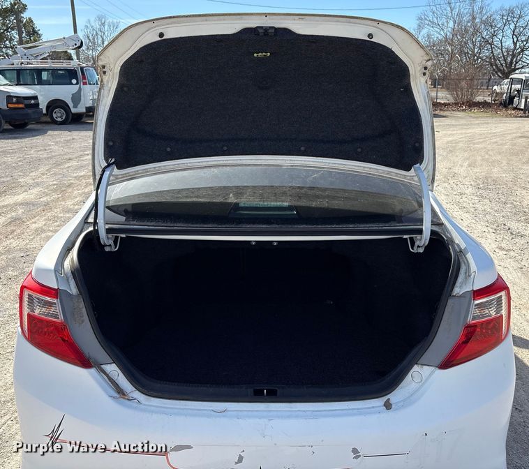 image for item EV2683 2012 Toyota Camry 