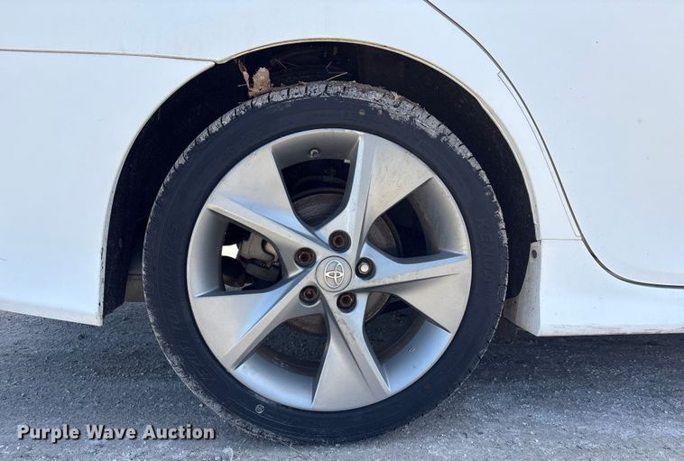 image for item EV2683 2012 Toyota Camry 