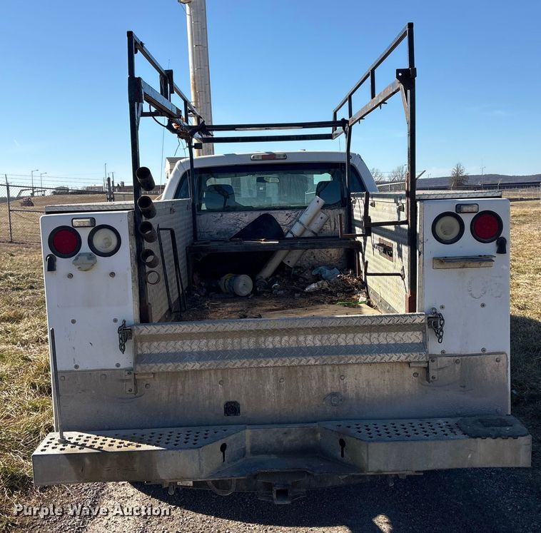 image for item EV2684 2013 Ford F250 Crew Cab utility bed pickup truck